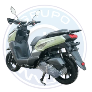 Vista frontal del scooter Loncin LX180T-8 180cc