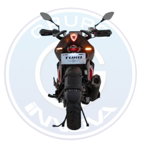 Detalle del motor 250cc de la motocicleta Tuko TK CR5 Evo 2026