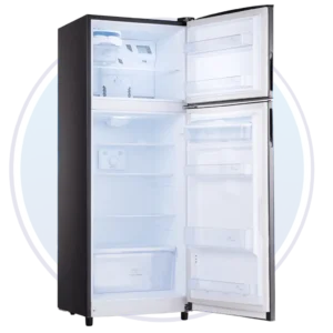Interior de refrigeradora Indurama RI-405 con bandejas de vidrio