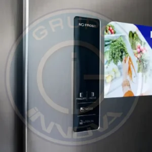 Refrigeradora Innova con panel digital externo