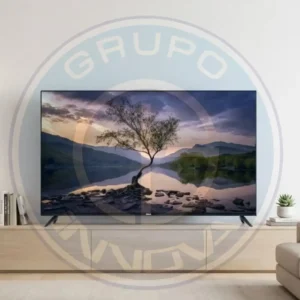 Smart TV RCA 75 pulgadas en sala grande